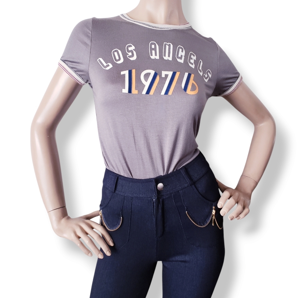 Aren's Den Olive Green "Los Angels 1976" Retro Graphic Print Ringer Tee